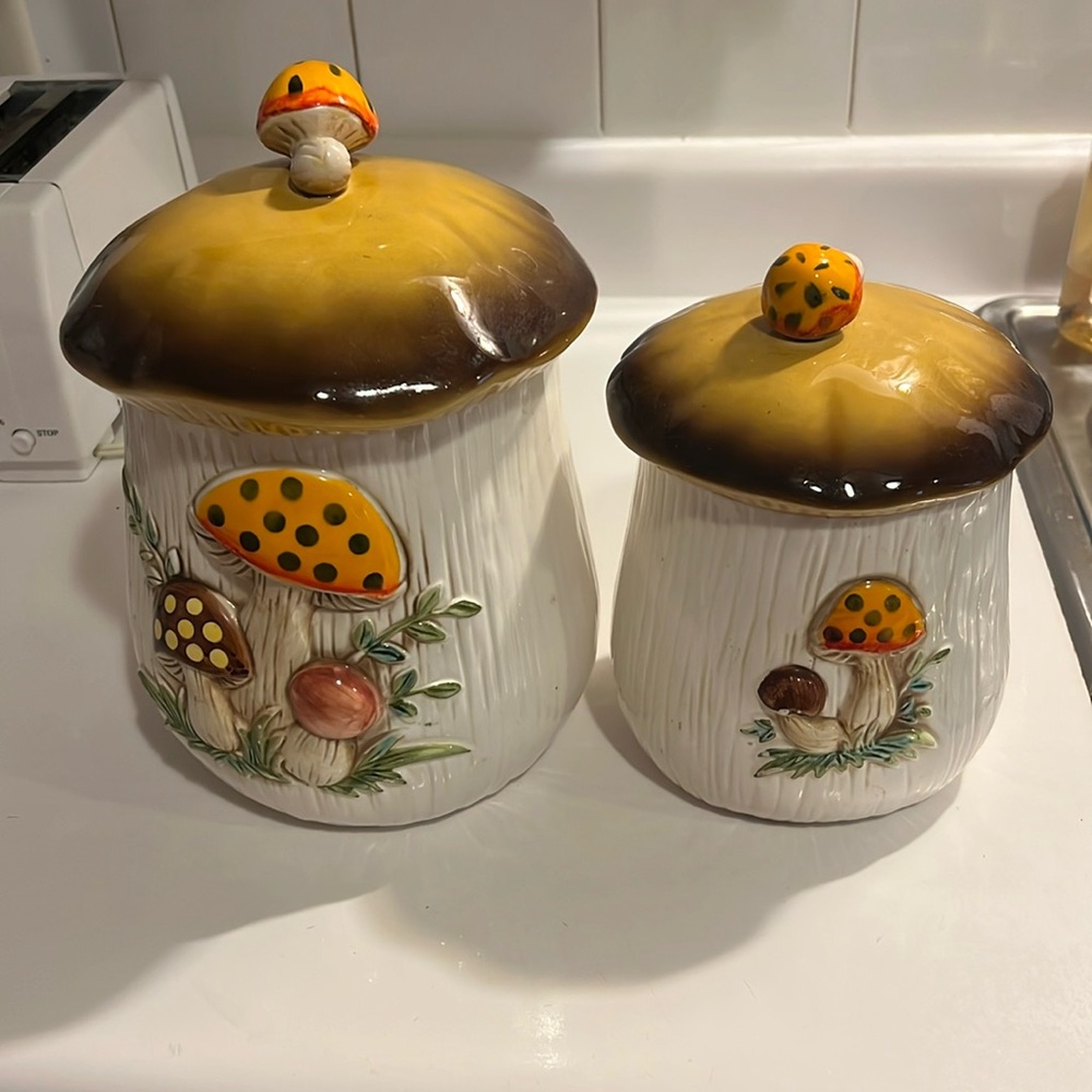 COPY - 🍄🍄‍🟫🍄Sears and roebuck mushroom vintage canisters 1978 great condition